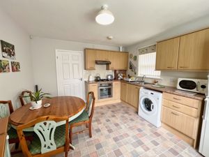 Photo 16- click for photo gallery